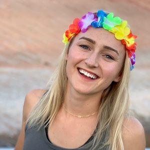 Meet your Posher, Haley